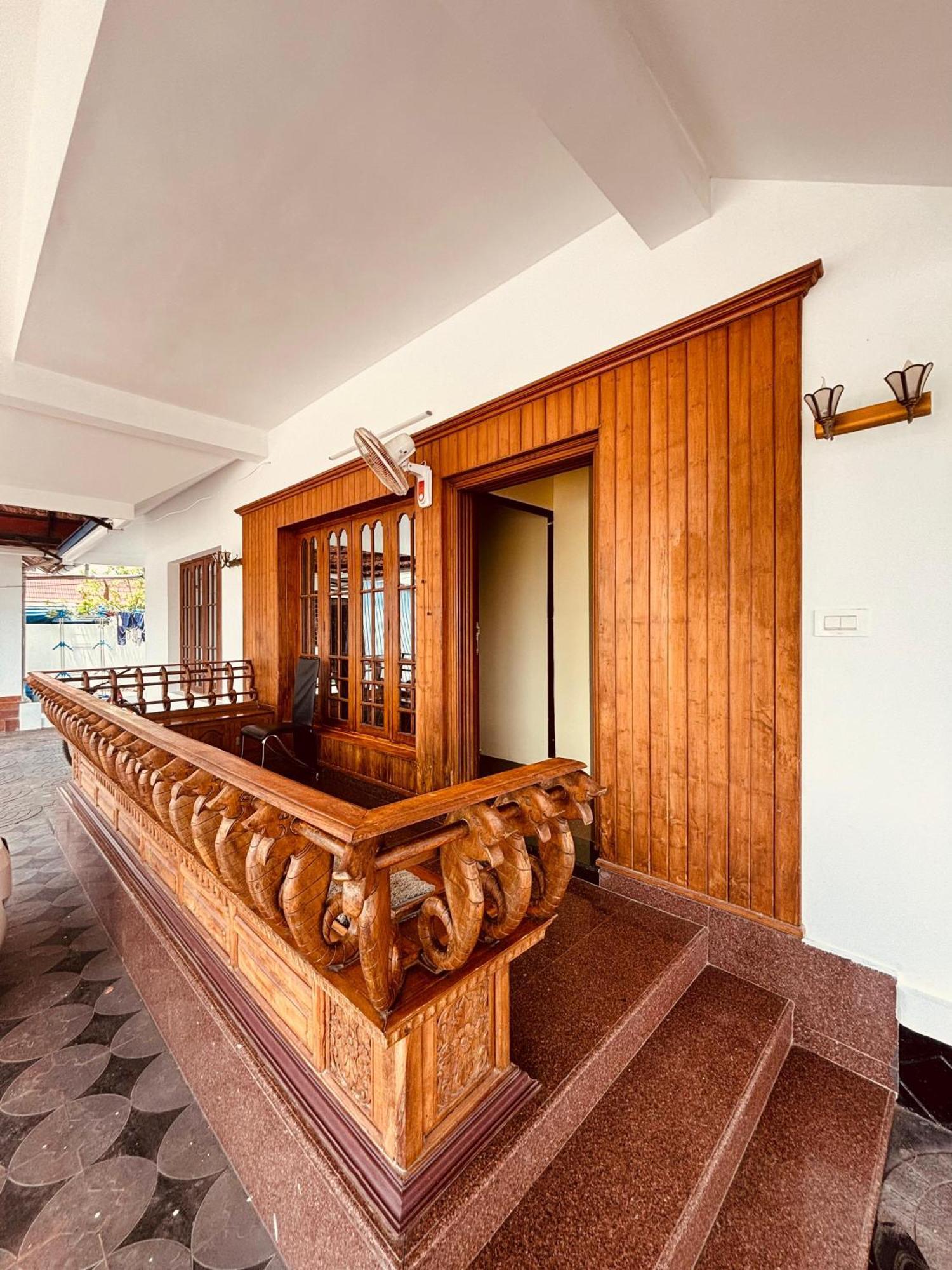 Отель Isha Residency Коччи Экстерьер фото